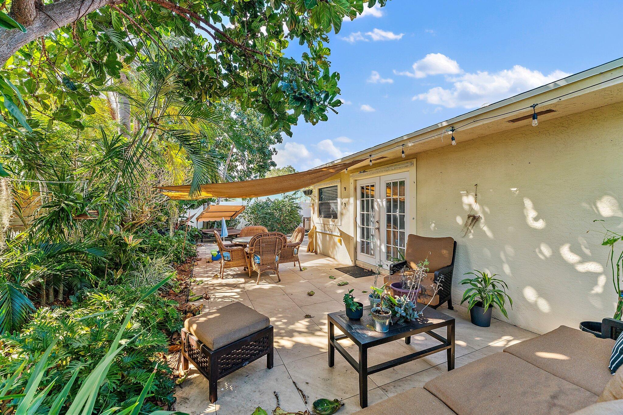 1918 Wheeler Road North Palm Beach, FL 33408 - Photo 33 of 38 032-1918WheelerRd-NorthPalmBeach-FL-3340