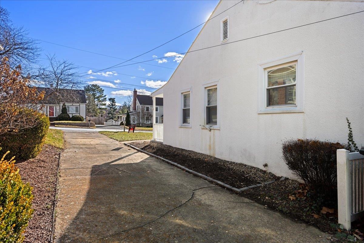1439 Bluestone Street Harrisonburg, VA 22801 - Photo 34 of 34 a view of an outdoor space