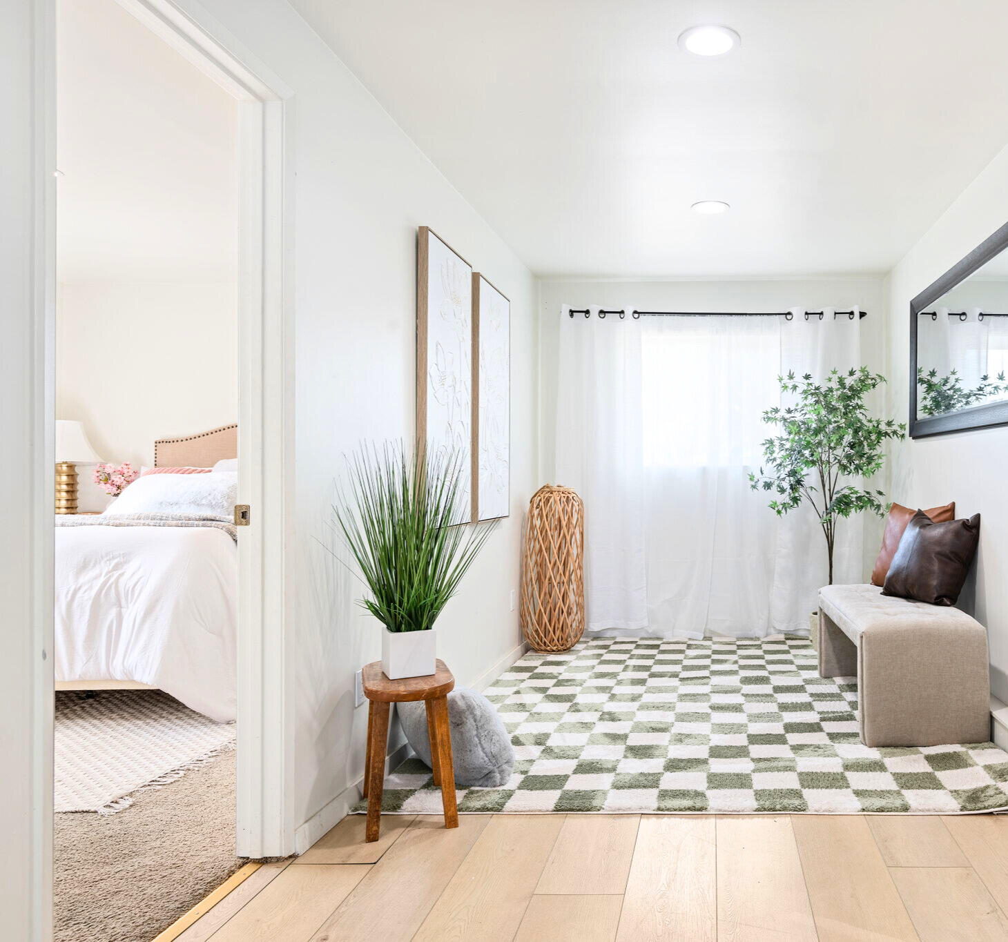 3660 Rucker Road Lompoc, CA 93436 - Photo 16 of 21 Guest Quarters Living Room