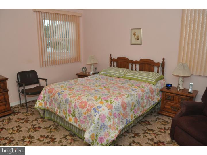 8901 Blue Grass Road Philadelphia, PA 19152 - Photo 11 of 21 Gallery Image 11