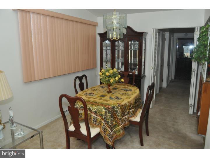 8901 Blue Grass Road Philadelphia, PA 19152 - Photo 8 of 21 Gallery Image 8
