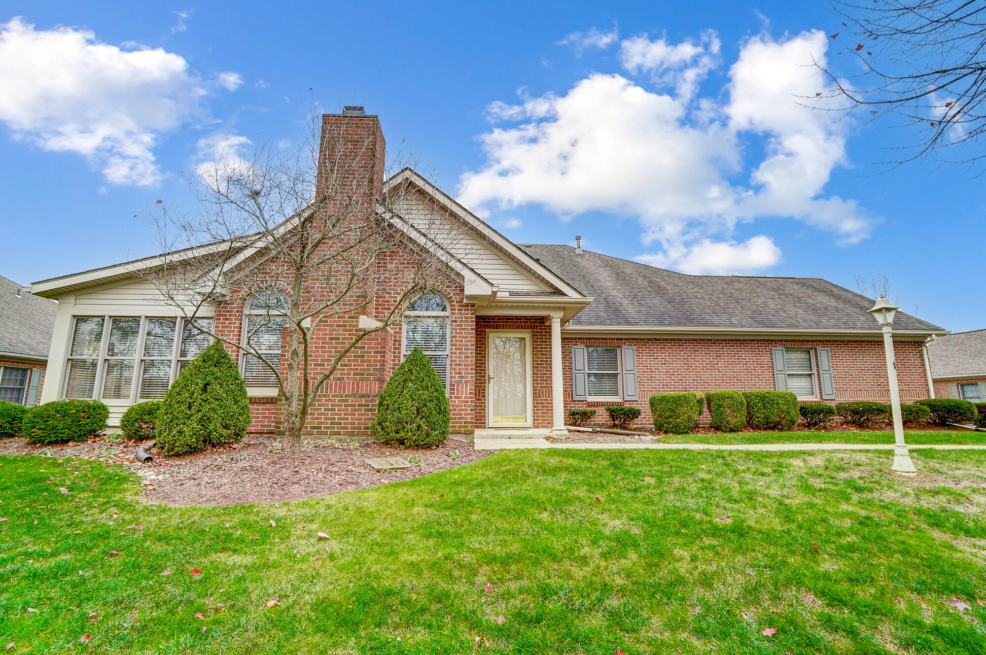 868 Trent Close Springfield, OH 45503 - Photo 1 of 29 Gallery Image 1
