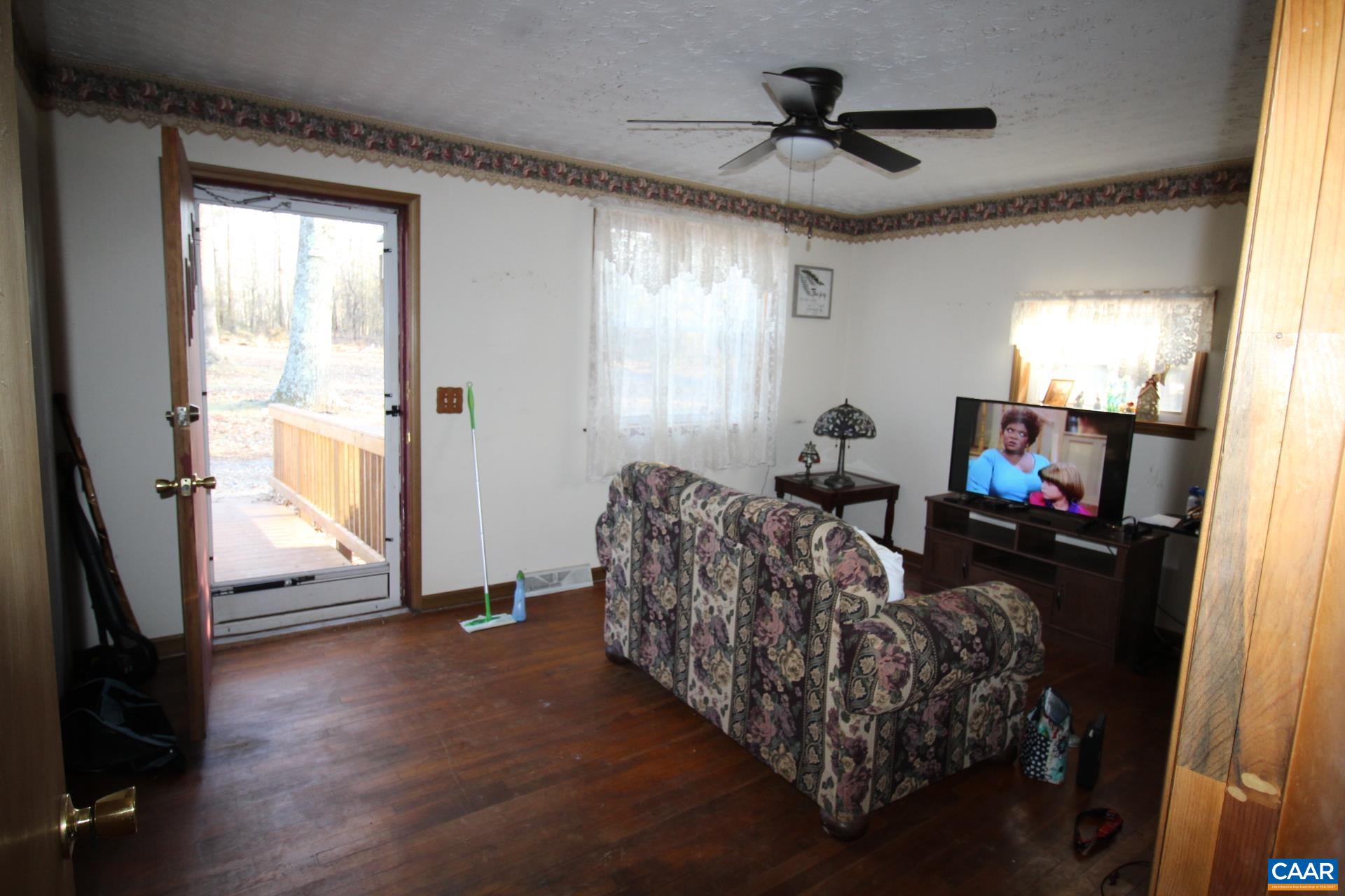 Gallery Image 6