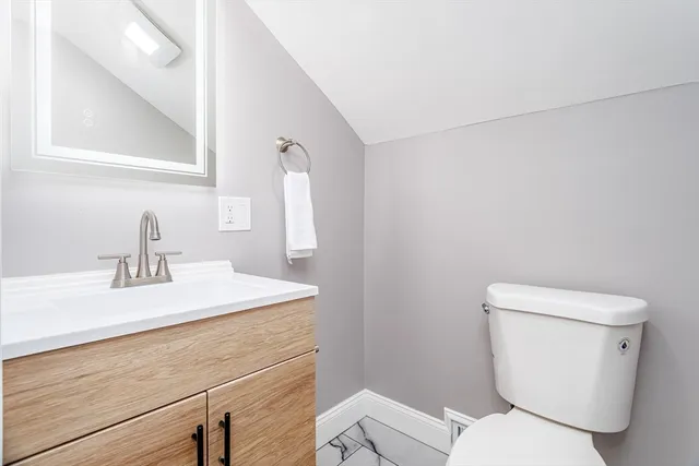 $539,800 | 161 11th Street, Leominster, MA 01453