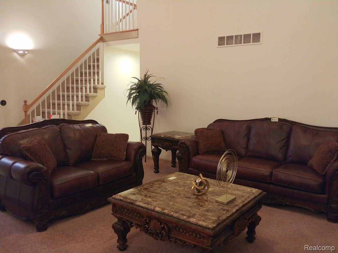 34335 Country Meadow Road New Baltimore, MI 48047 - Photo 6 of 37