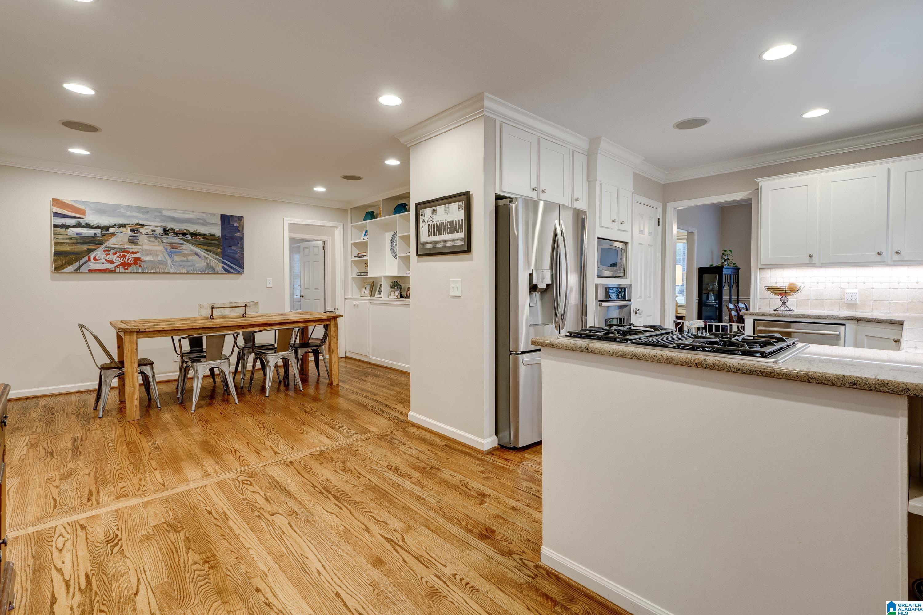 1810 Kensington Road Birmingham, AL 35209 - Photo 15 of 49