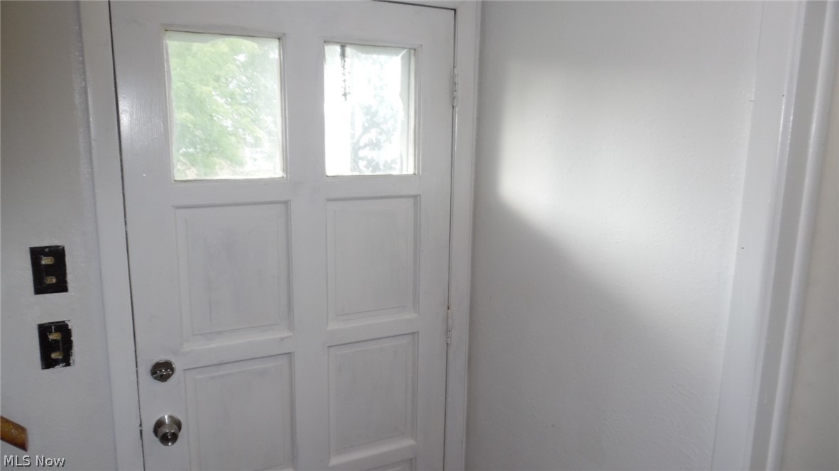 11432 Hempstead Road Garfield Heights, OH 44125 - Photo 21 of 29