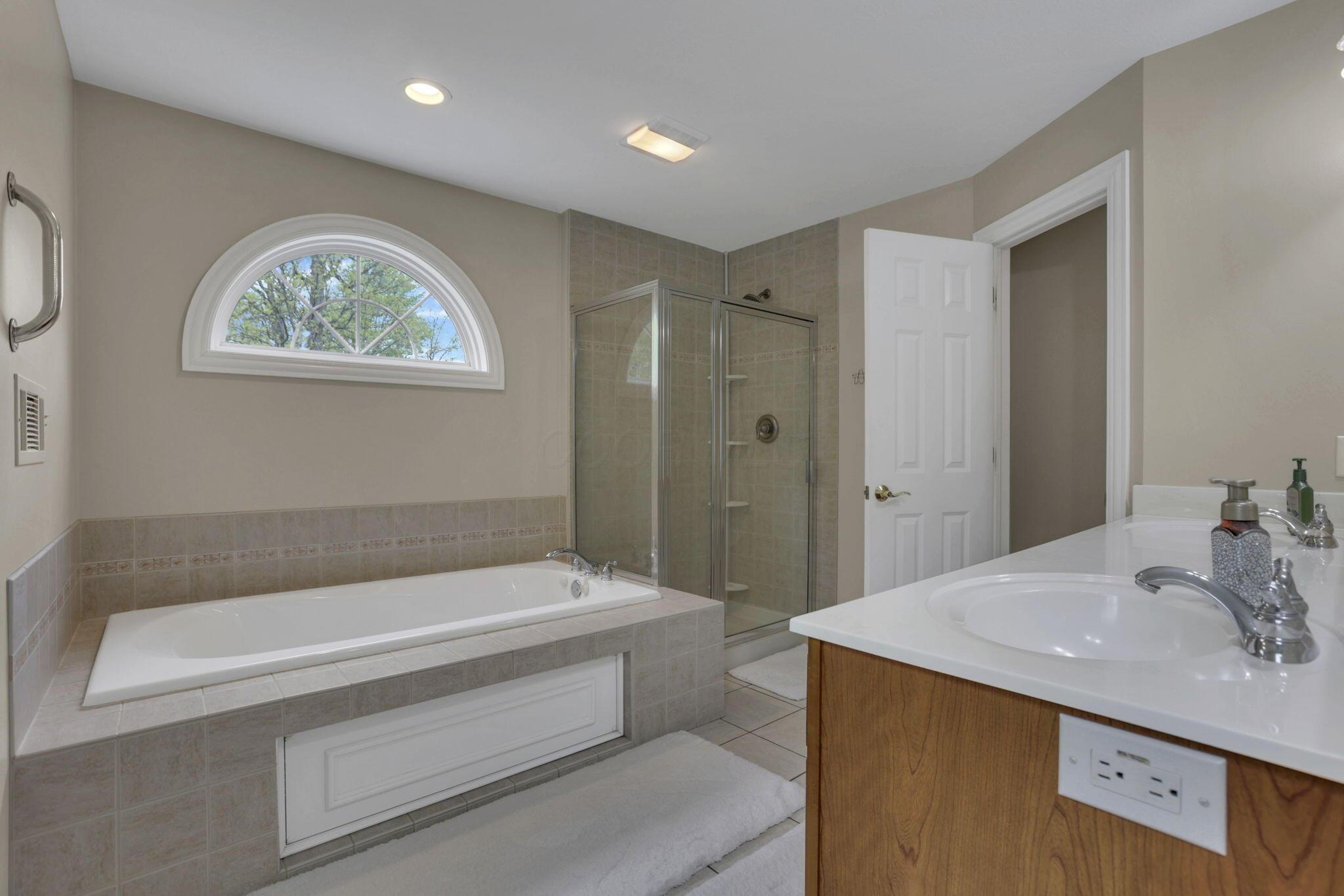 7341 Hollow Road Southwest Pataskala, OH 43062 - Photo 41 of 102 Full Bath