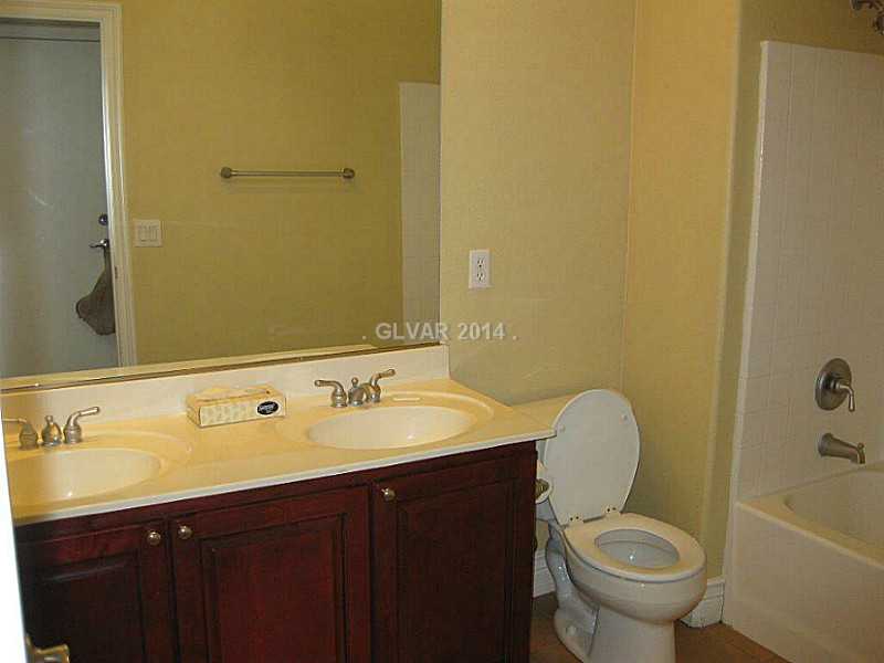 114 Short Ruff Way Las Vegas, NV 89148 - Photo 10 of 20 Master Bath/Spa.
