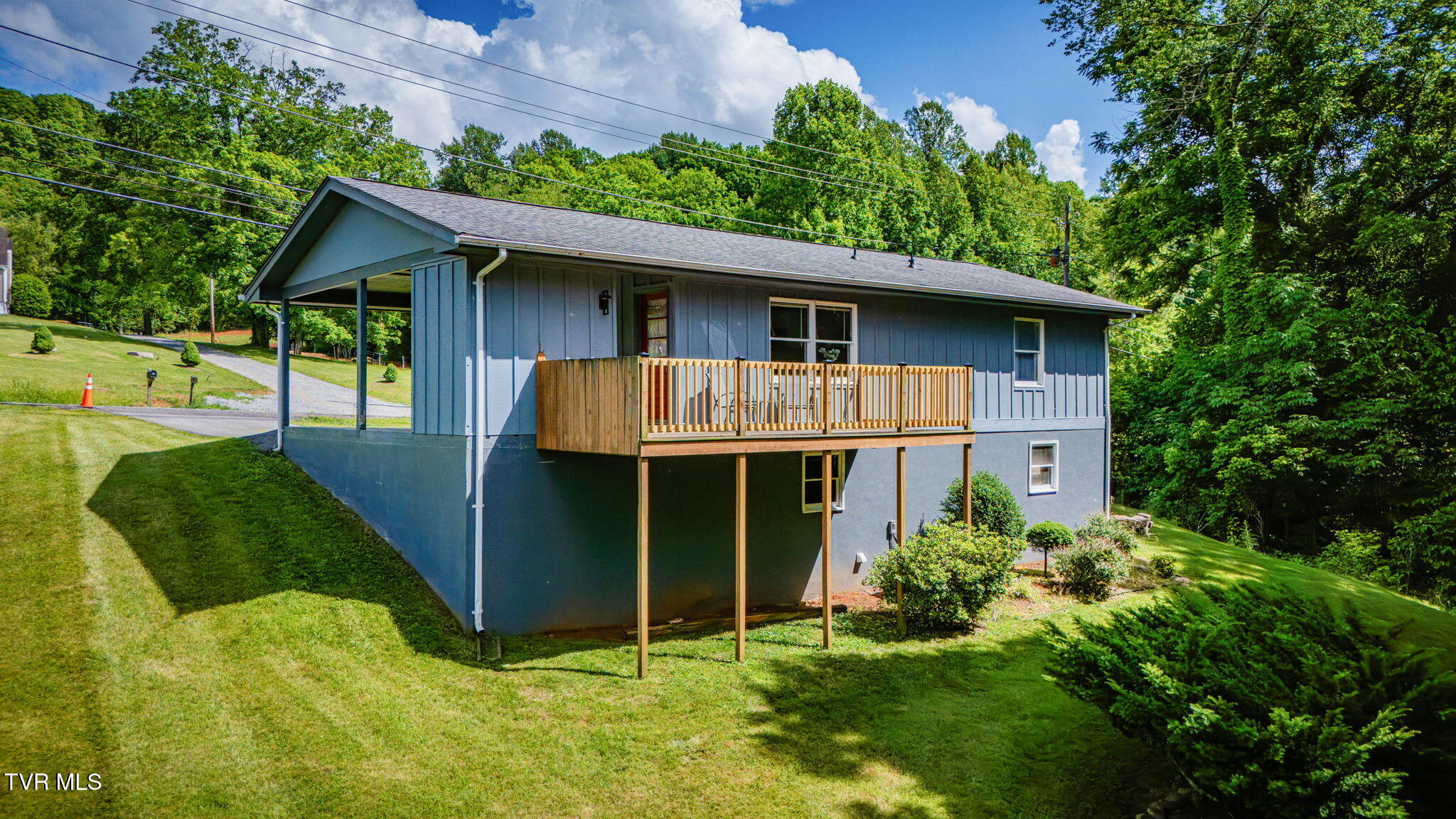1134 Cooks Valley Road Kingsport, TN 37664 - Photo 33 of 36 102
