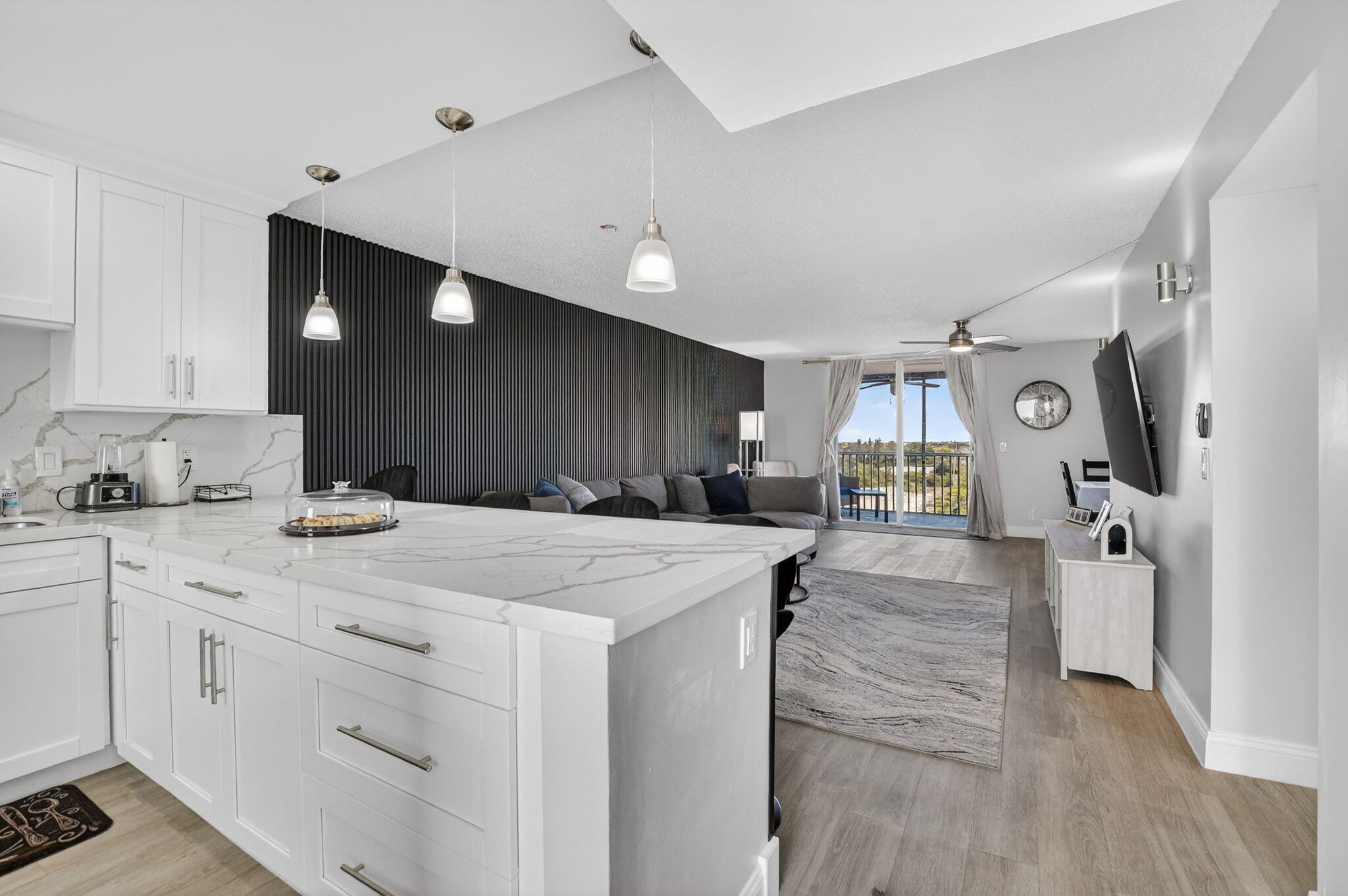 5700 Northwest 2nd Avenue, Unit 711 Boca Raton, FL 33487 - Photo 2 of 34 6-web-or-mls-DSC_5005