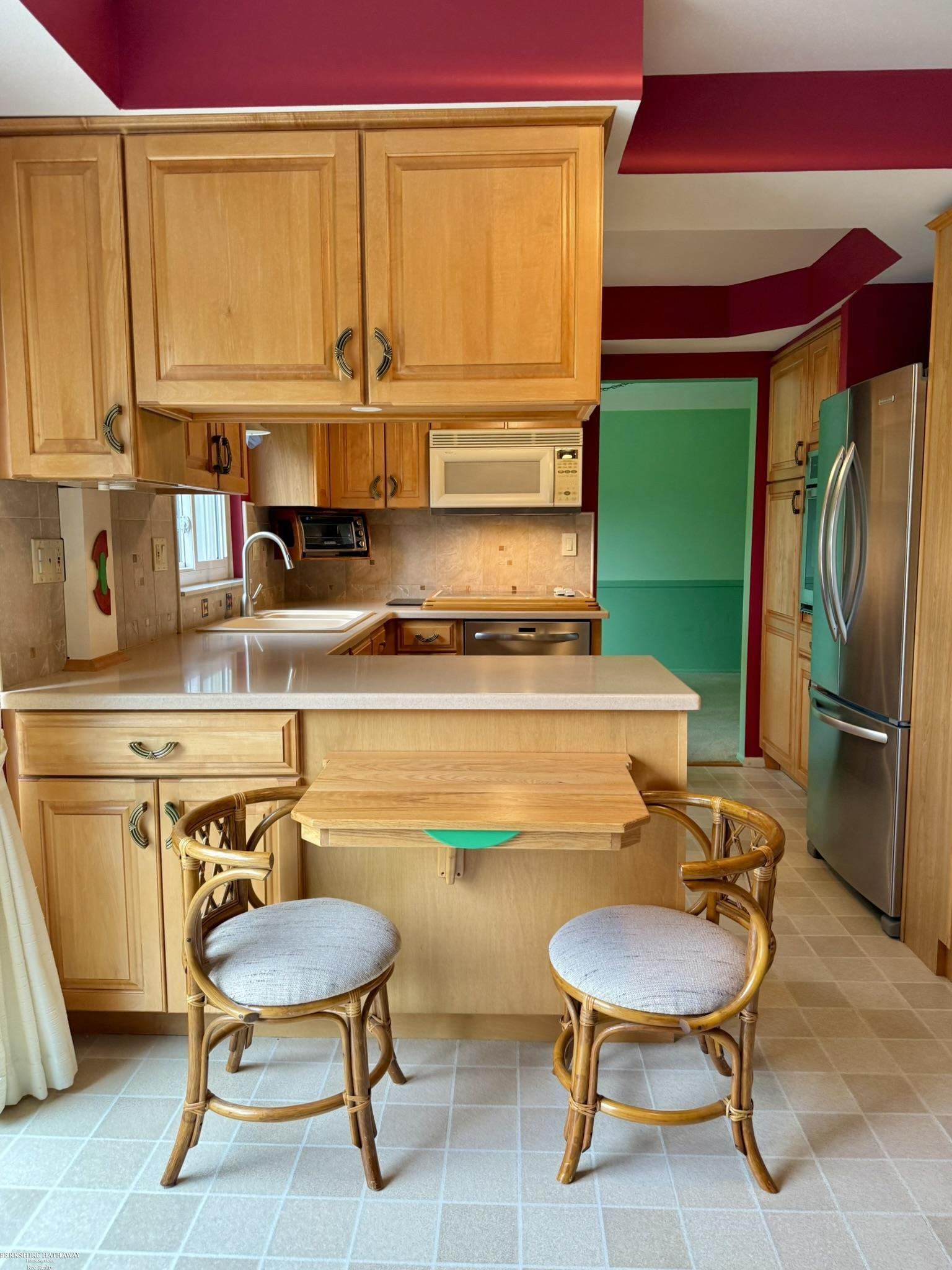 2218 Nancy Warren, MI 48092 - Photo 11 of 54 50186050-b0c5d59d-c288-4f4e-a7f0-b5de67de1411.JPG