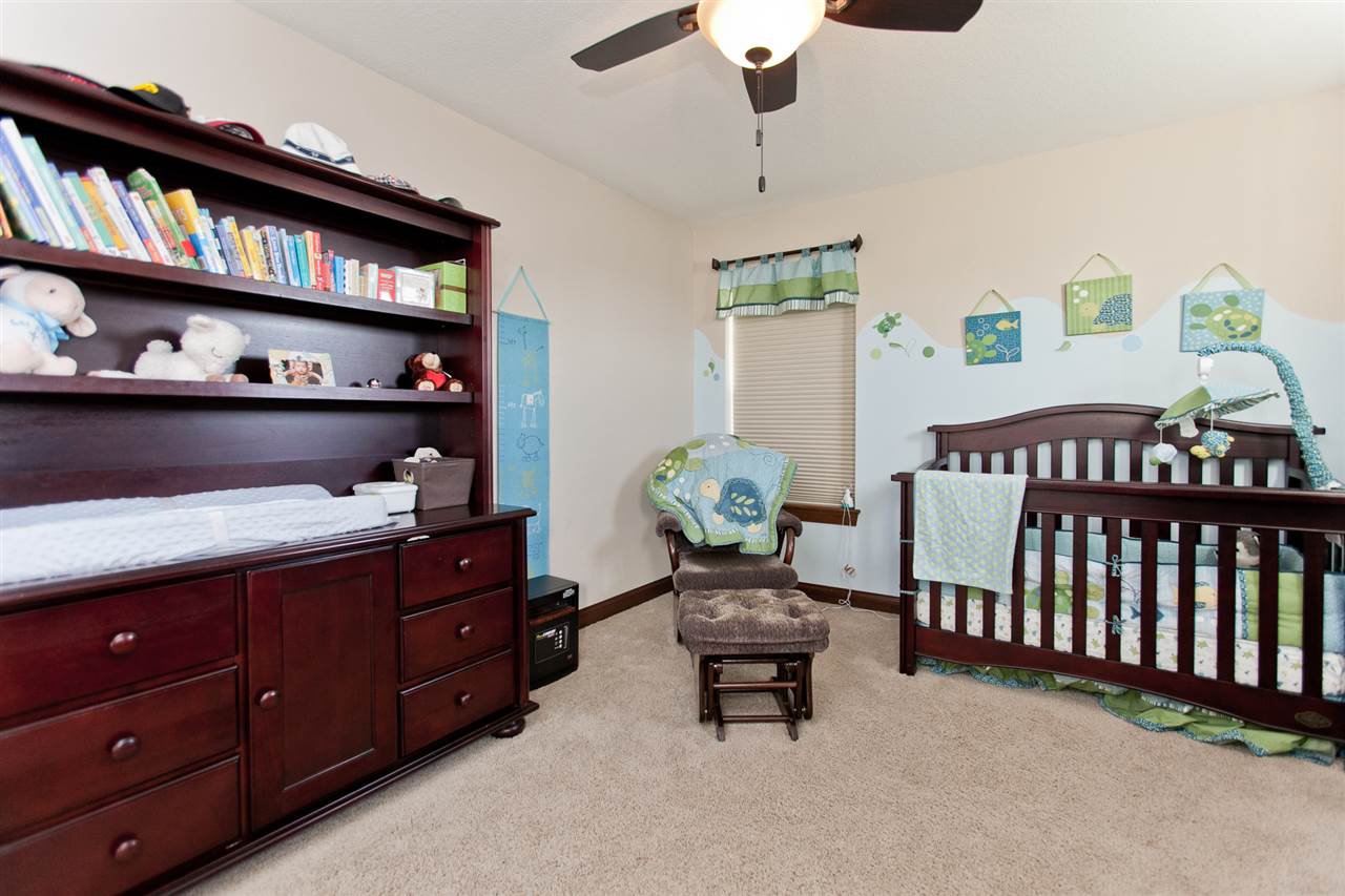 2295 Newcastle Road Marion, IA 52302 - Photo 18 of 24 Gallery Image 18