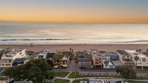 a picture of a room with a bench