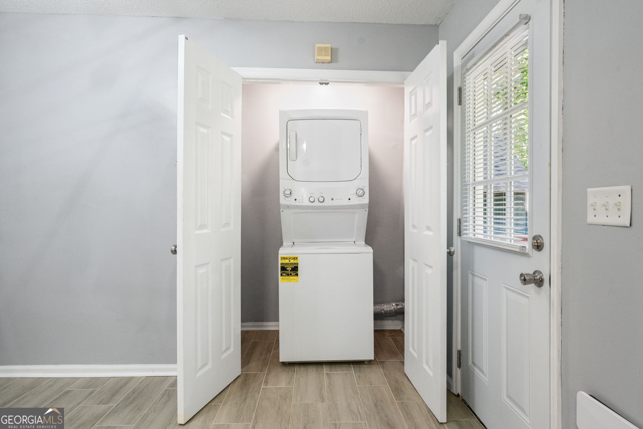 1209 North Hampton Drive Hampton, GA 30228 - Photo 21 of 26 Laundry Room