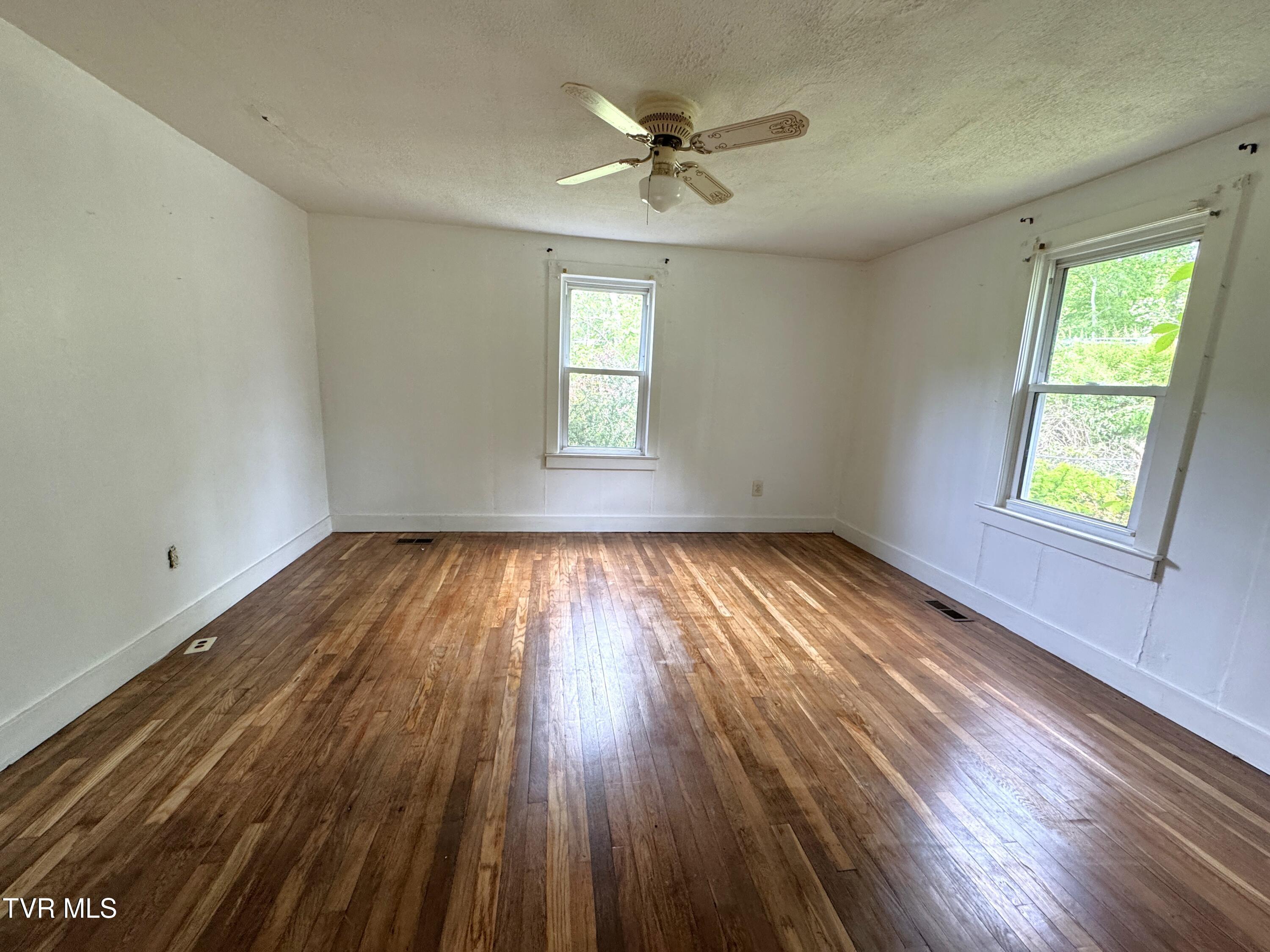 142 Sheryl Turner Road Big Stone Gap, VA 24219 - Photo 27 of 42 BEDROOM 1 FROM LIVING ROOM