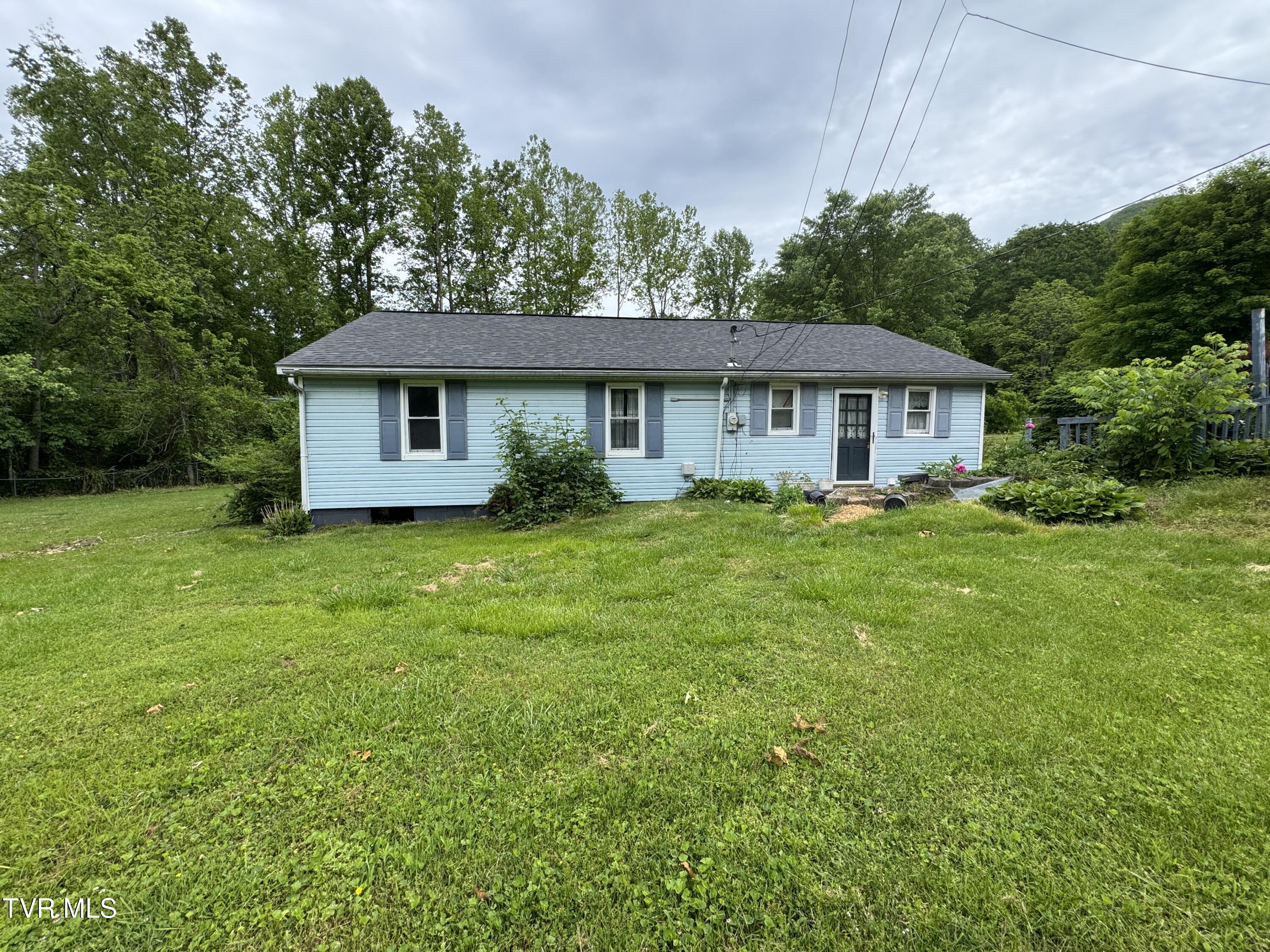 142 Sheryl Turner Road Big Stone Gap, VA 24219 - Photo 41 of 42 REAR VIEW