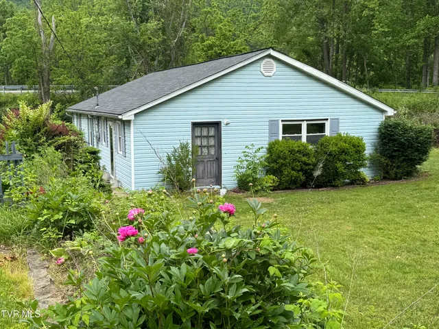 $135,000 | 142 Sheryl Turner Road, Big Stone Gap, VA 24219