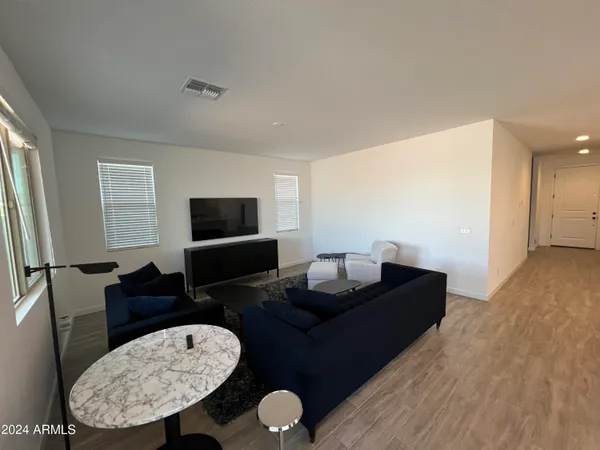 $4,500 | 9844 East Satellite Drive, Mesa, AZ 85212