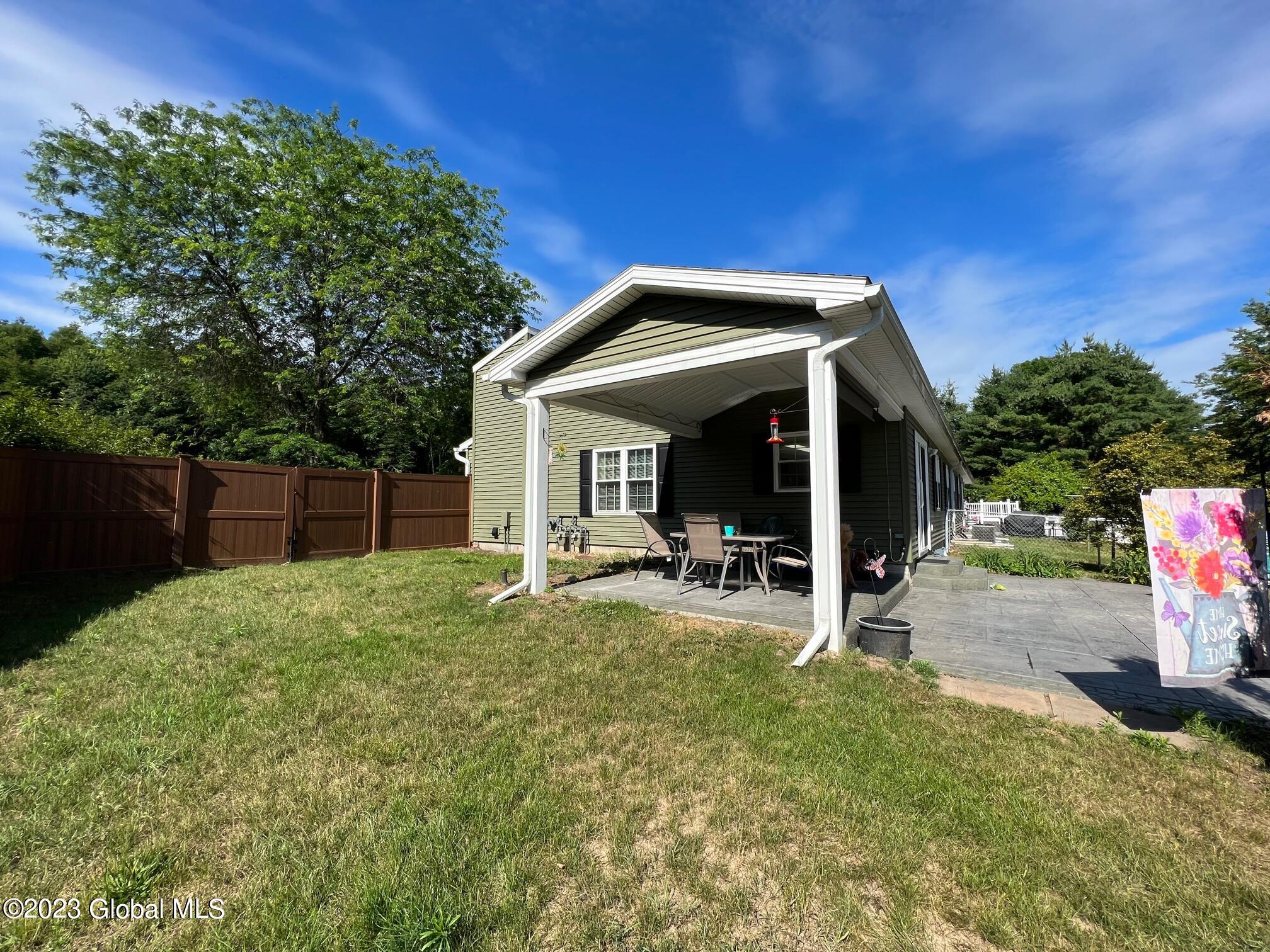 111 Stone Ridge Court, Unit RIGHT SIDE Guilderland, NY 12009 - Photo 35 of 38 IMG_6217