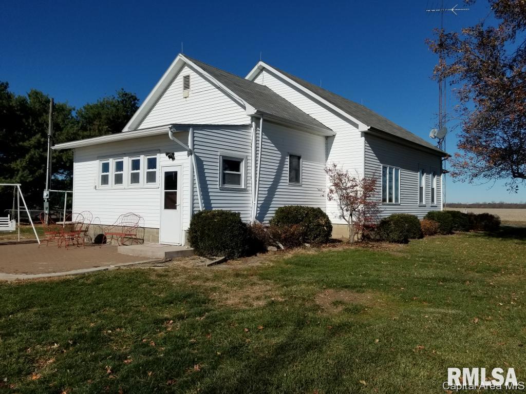 18191 Held Road Raymond, IL 62560 - Photo 6 of 6 Gallery Image 6