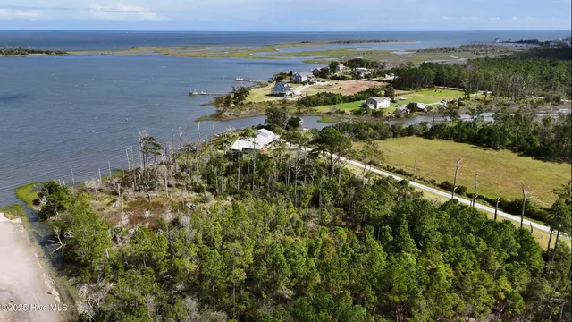 $249,500 | 181 Old Carteret Road, Smyrna, NC 28579