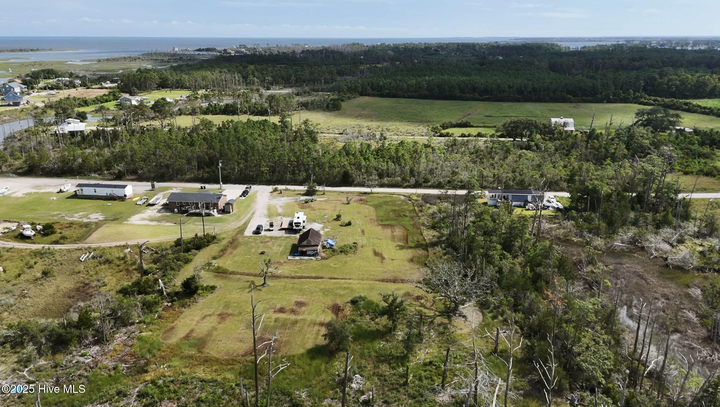 181 Old Carteret Road Smyrna, NC 28579 - Photo 13 of 16 9