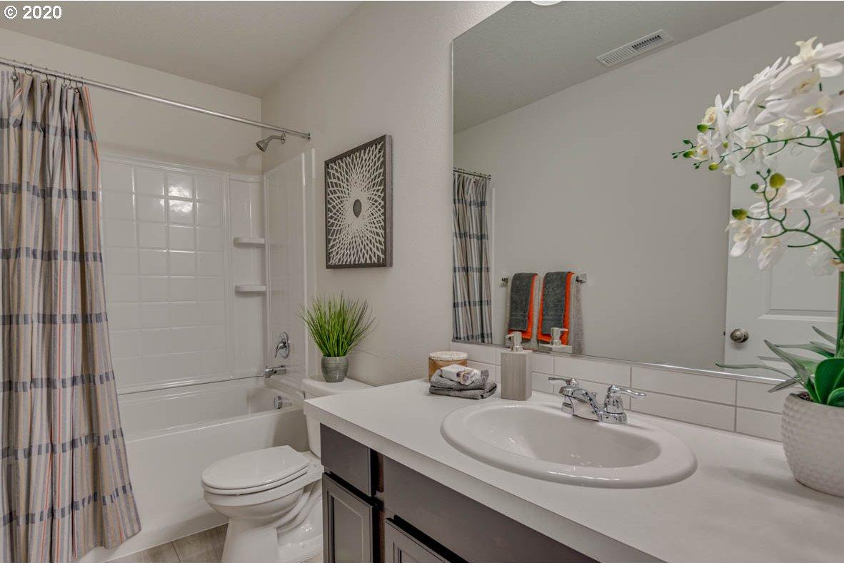2129 South Meadowlark Dr. Loop Ridgefield, WA 98642 - Photo 20 of 22 Gallery Image 20