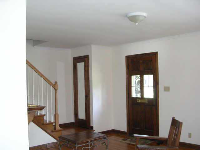 2244 Coventry Road Upper Arlington, OH 43221 - Photo 4 of 10