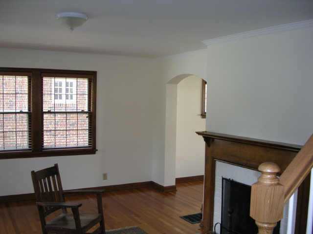 2244 Coventry Road Upper Arlington, OH 43221 - Photo 5 of 10