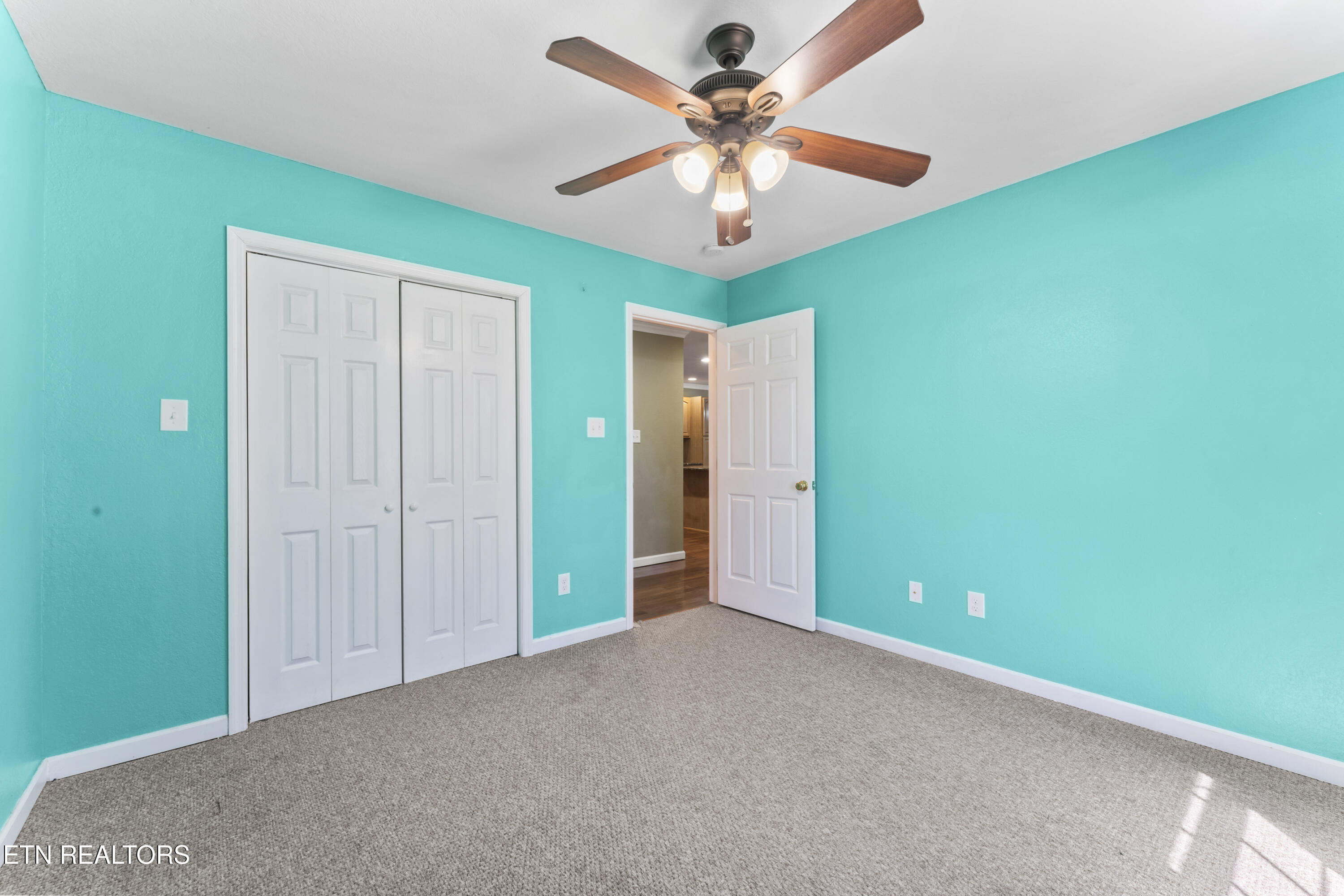636 Fox Hunter Road Maynardville, TN 37807 - Photo 16 of 31 photos_high_resolution_DSC09519