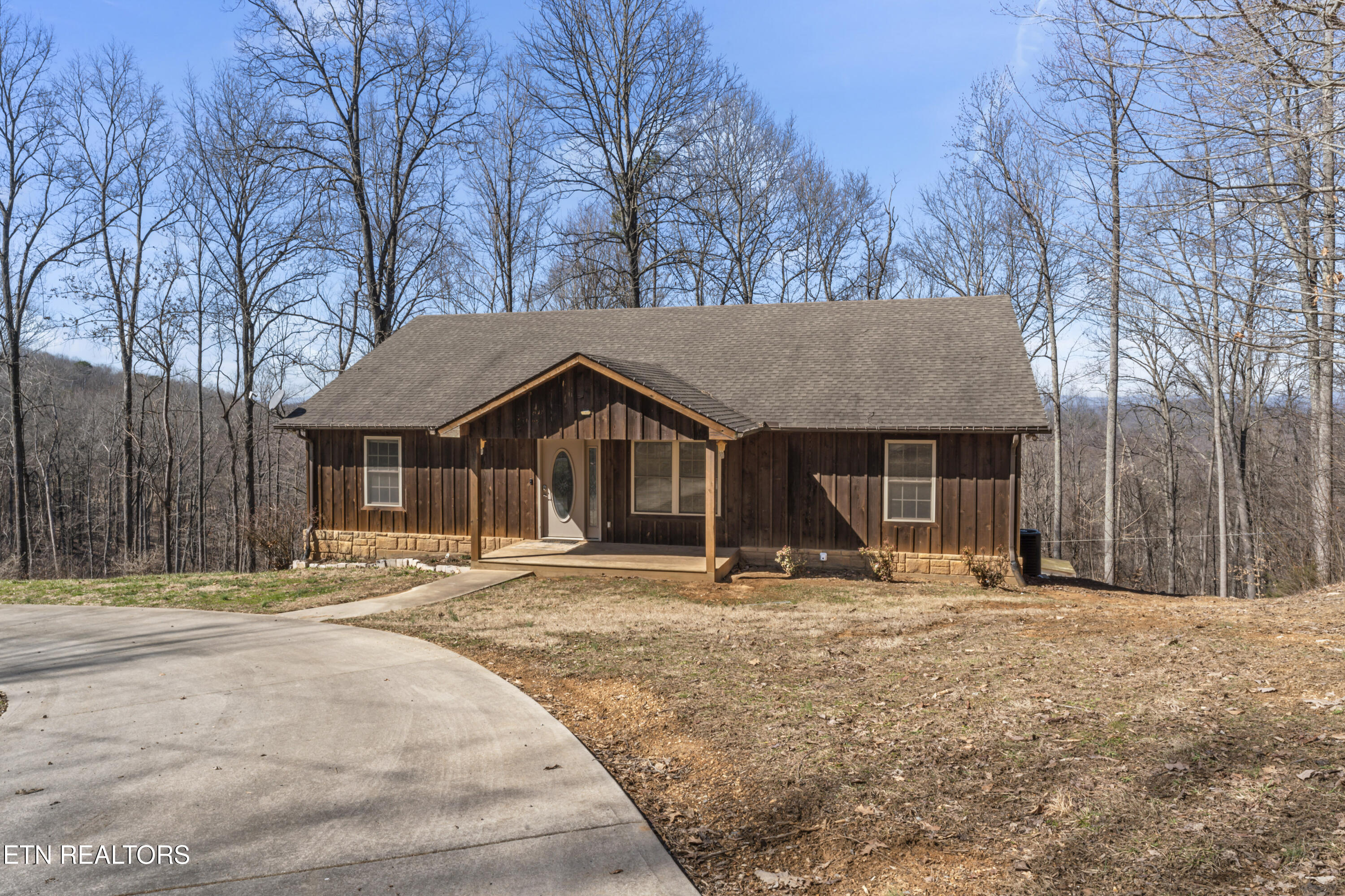 636 Fox Hunter Road Maynardville, TN 37807 - Photo 6 of 31 photos_high_resolution_DSC09587