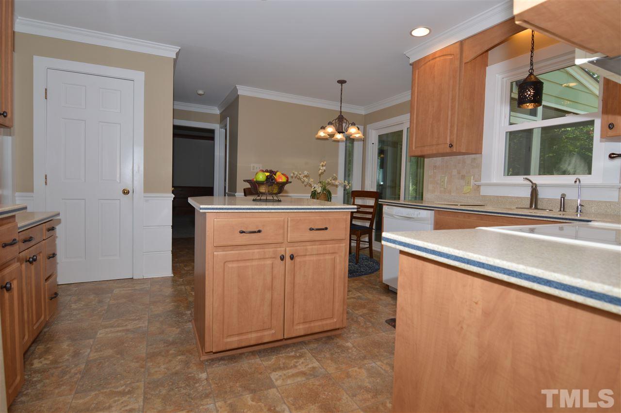 8128 Calais Court Raleigh, NC 27613 - Photo 13 of 30