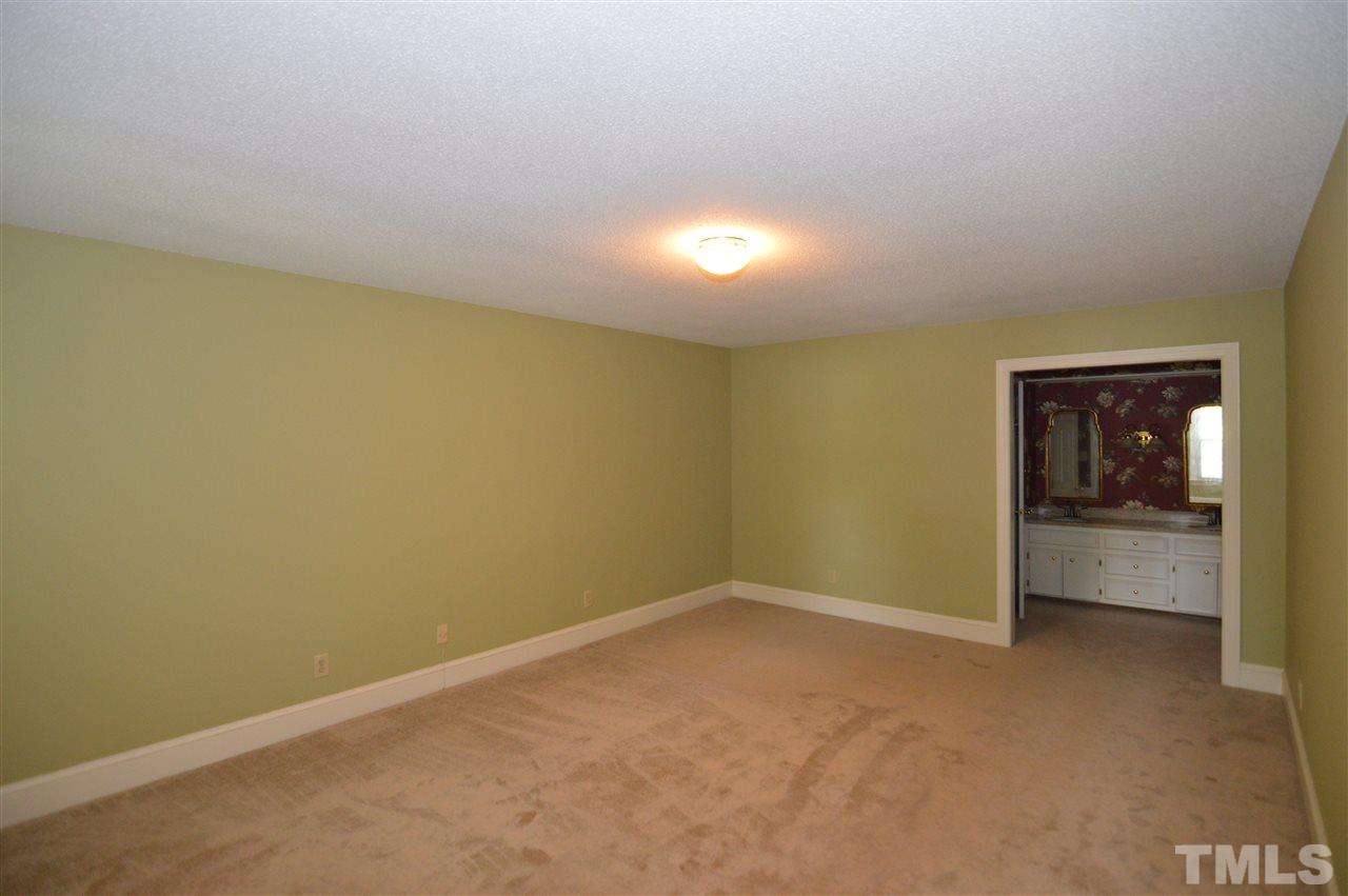 8128 Calais Court Raleigh, NC 27613 - Photo 17 of 30