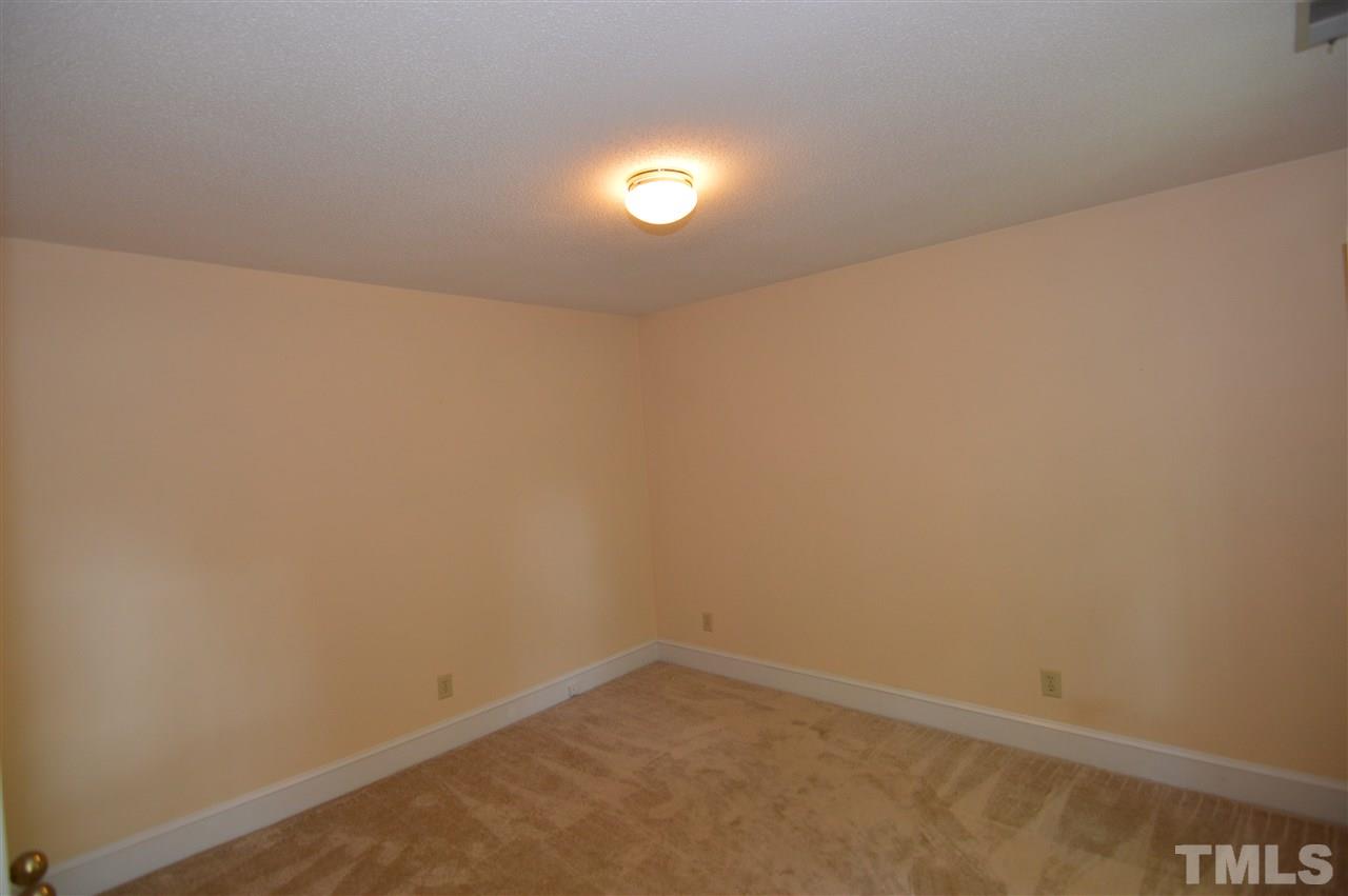 8128 Calais Court Raleigh, NC 27613 - Photo 19 of 30