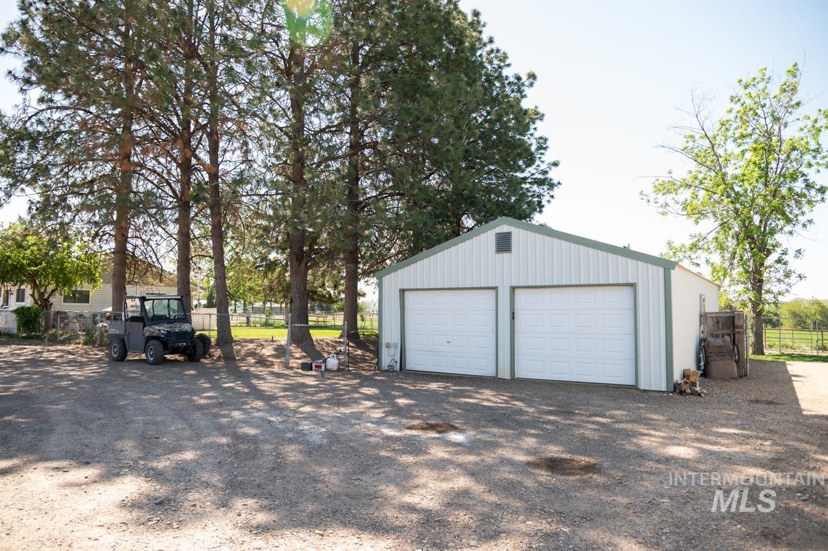 733 Pringle Road Weiser, ID 83672 - Photo 35 of 46 View of detached garage