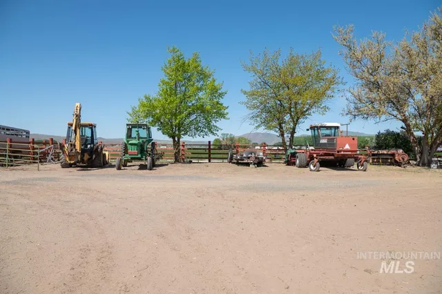 $1,150,000 | 733 Pringle Road, Weiser, ID 83672