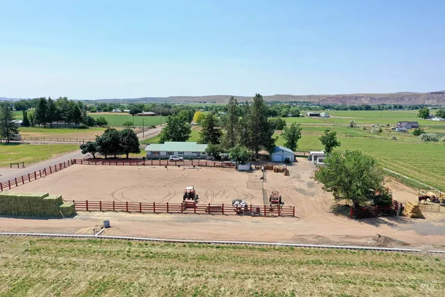 $1,150,000 | 733 Pringle Road, Weiser, ID 83672