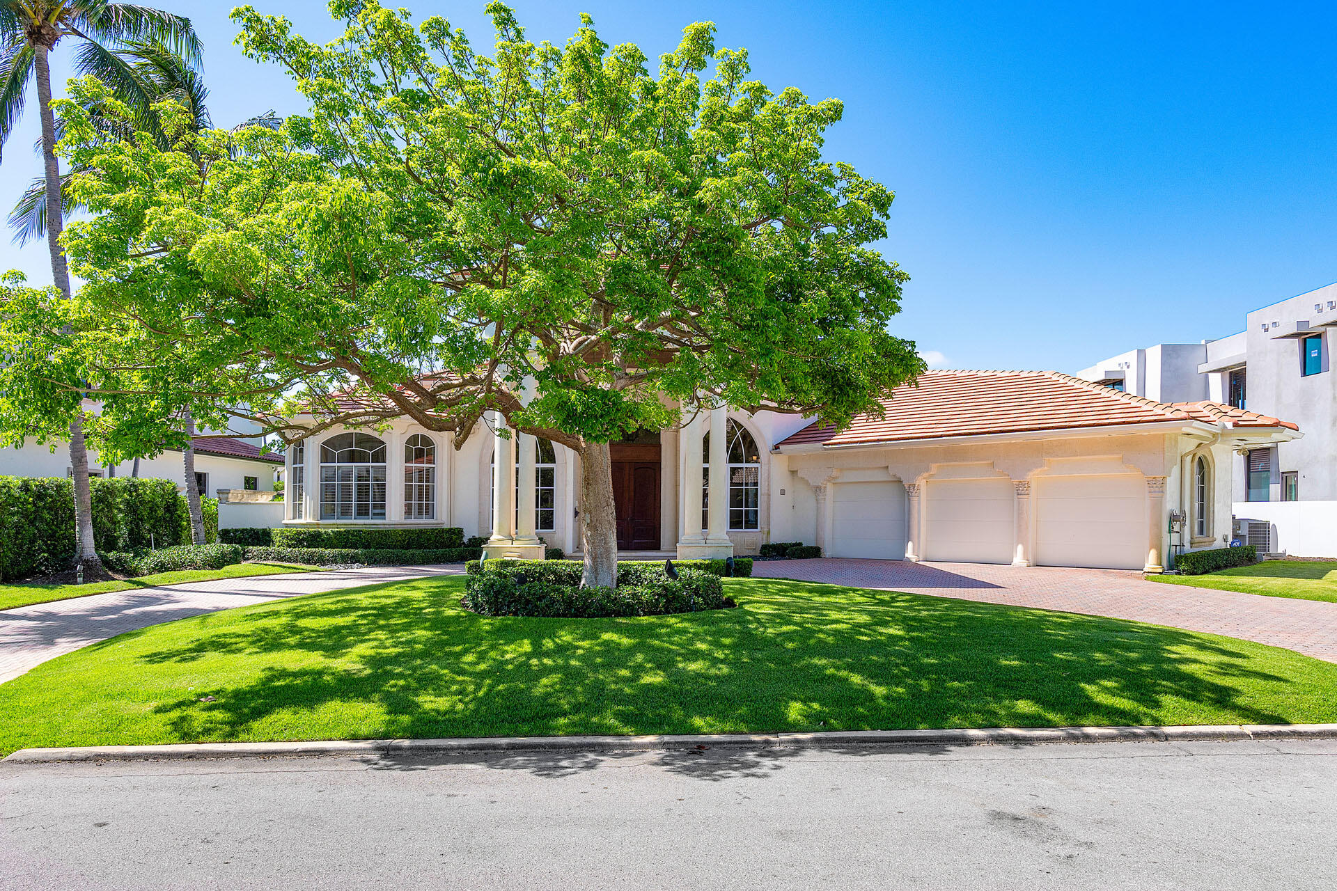 159 Coconut Palm Road Boca Raton, FL 33432 - Photo 6 of 59 159_W_Coconut_Palm_Road_02
