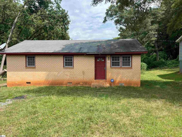 $79,900 | 656 South Center Street, Spartanburg, SC 29301