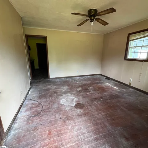 $79,900 | 656 South Center Street, Spartanburg, SC 29301