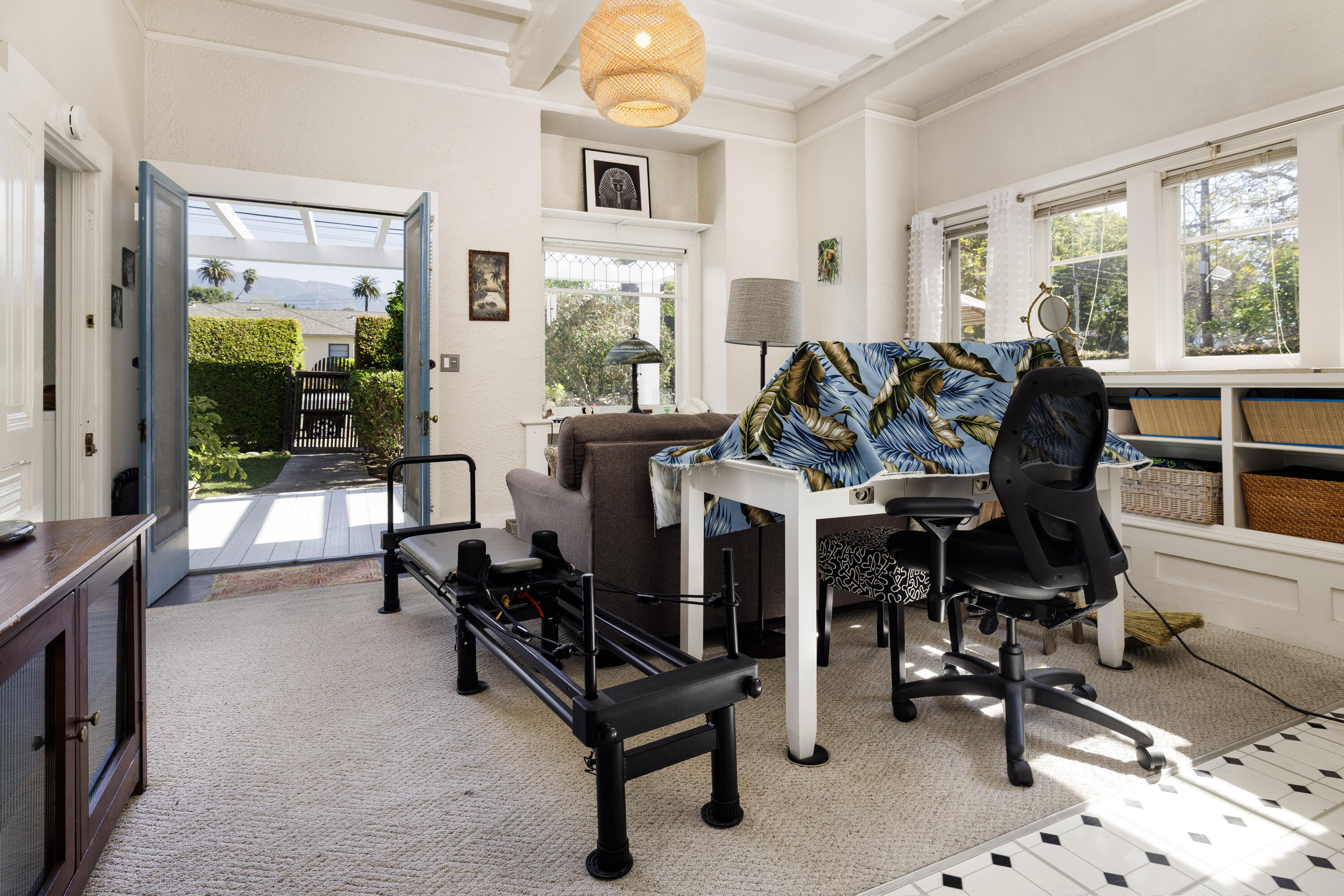 1403 Bath Street Santa Barbara, CA 93101 - Photo 7 of 24 a view of a livingroom with furniture