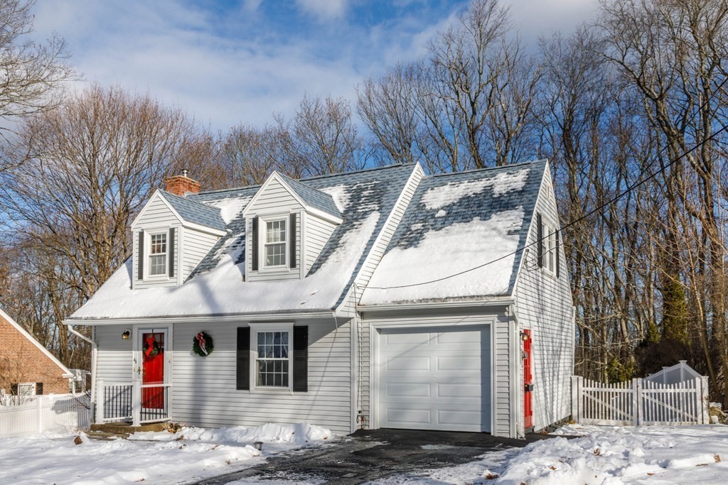 46 Bickford Hill Road Gardner, MA 01440 - Photo 1 of 19 a front view of a house with parking
