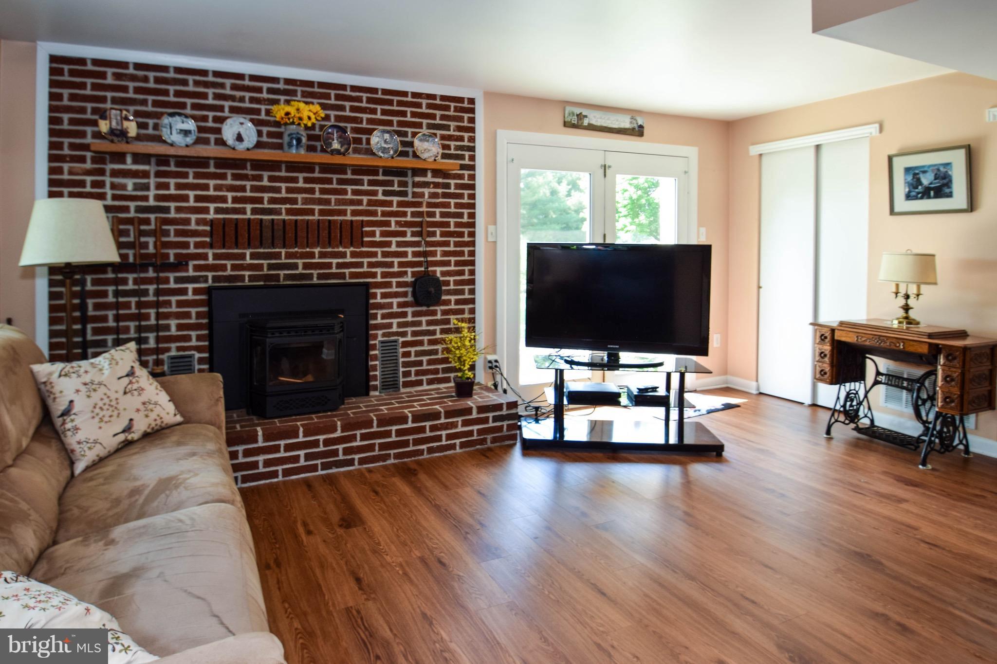 5314 St Pauls Road Manchester, MD 21102 - Photo 21 of 30 Family Room