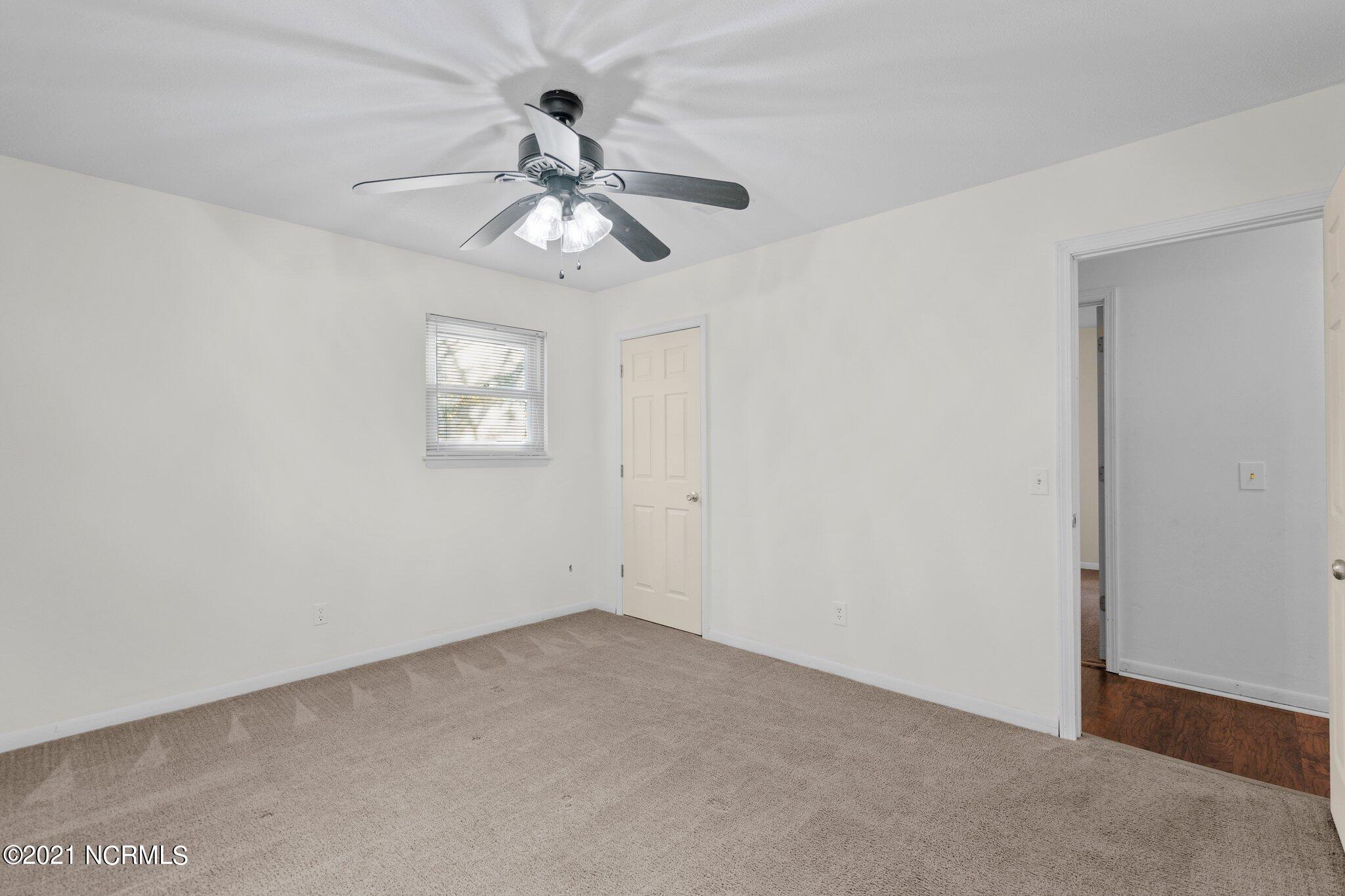 214 Lancaster Road Wilmington, NC 28409 - Photo 24 of 36 32-web-or-mls-DSC05935