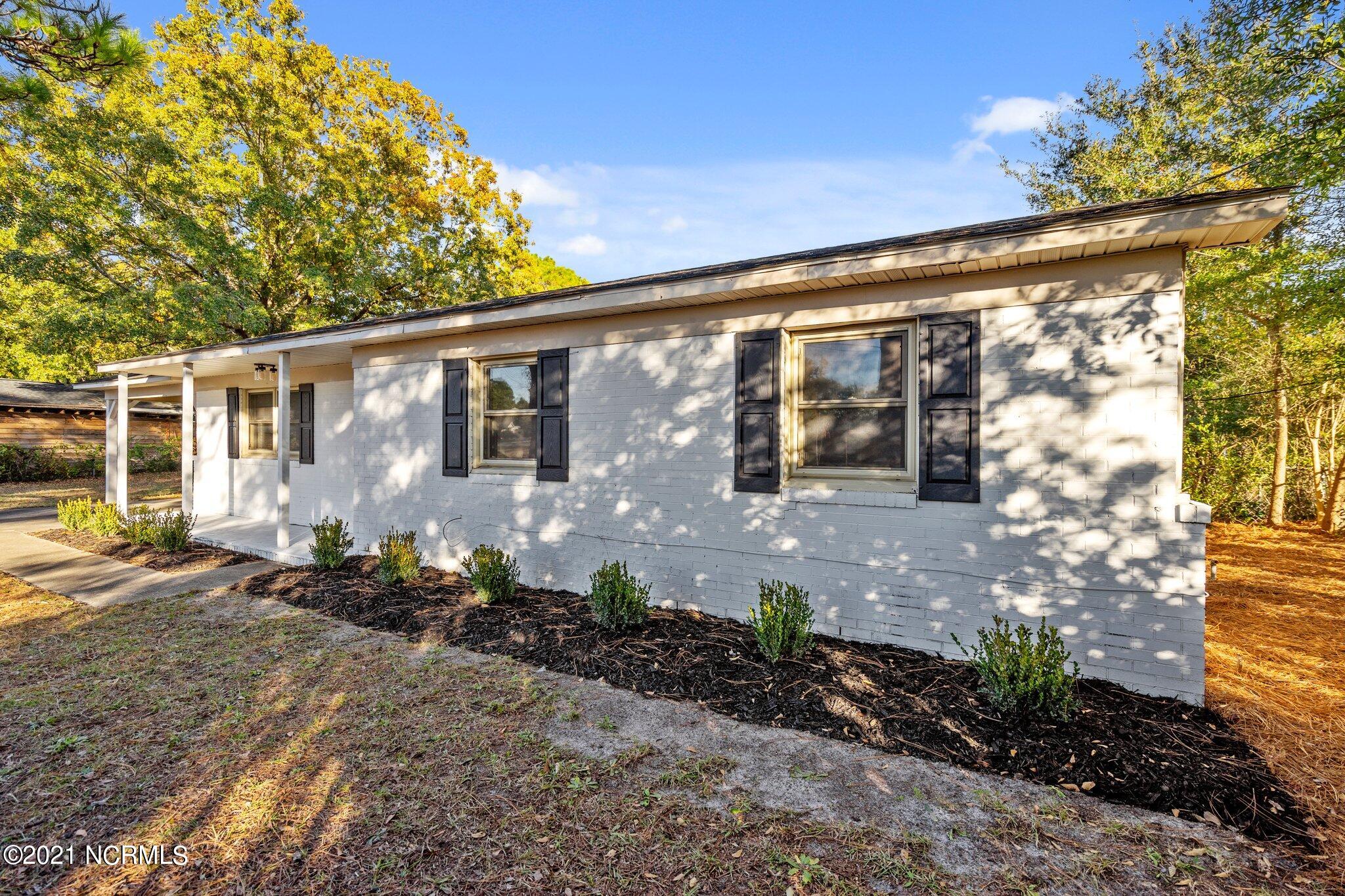 214 Lancaster Road Wilmington, NC 28409 - Photo 31 of 36 46-web-or-mls-DSC05959