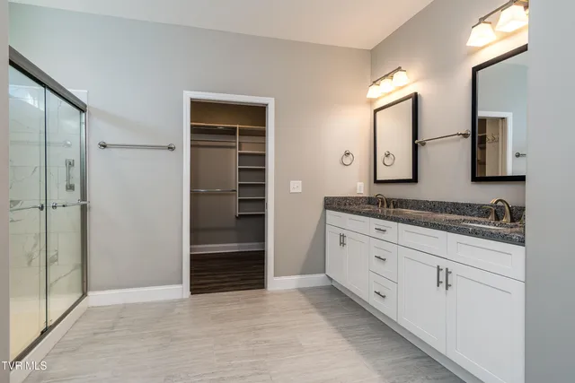 $389,900 | 204 Gunners Way, Gray, TN 37615