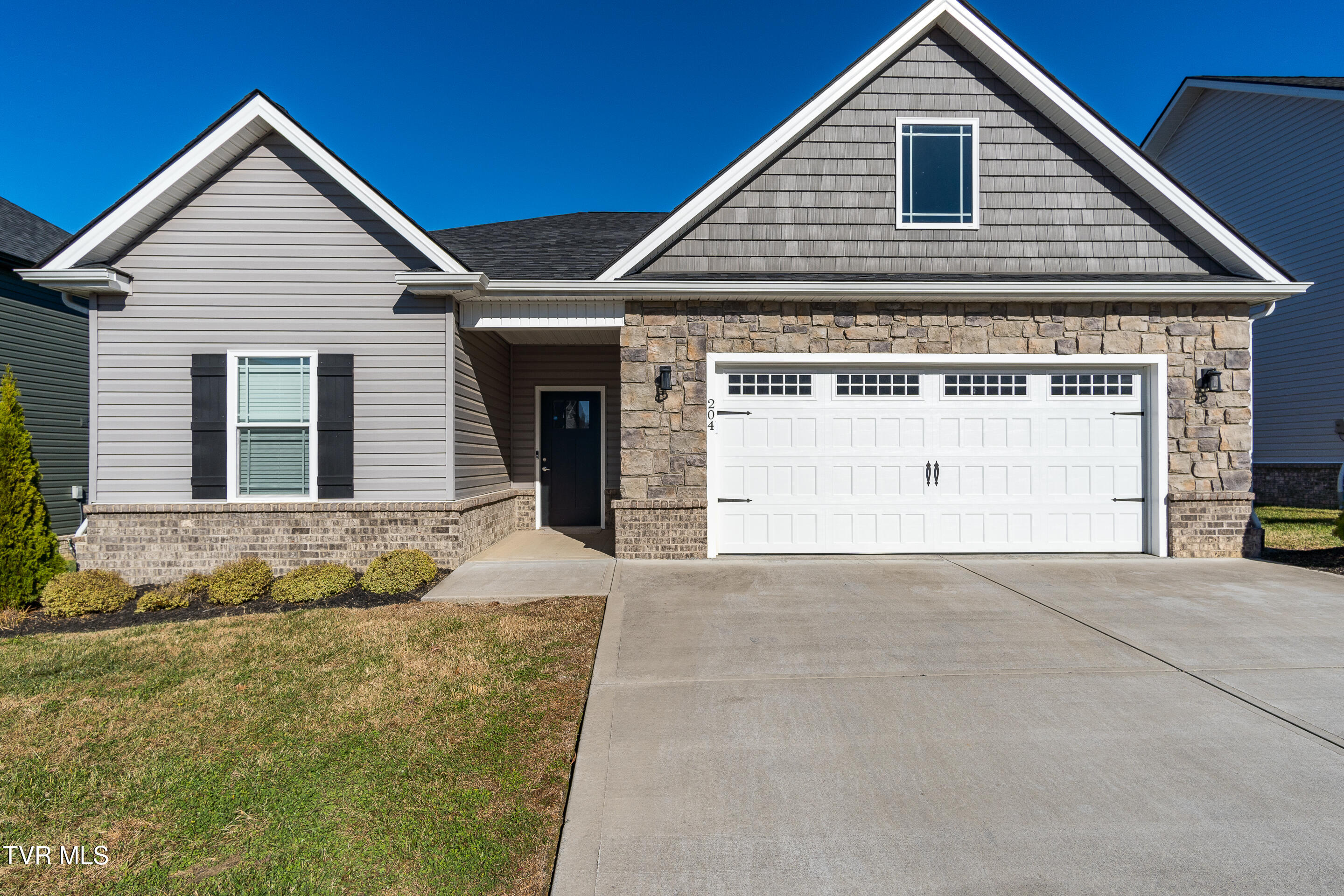 204 Gunners Way Gray, TN 37615 - Photo 2 of 36 exterior-4