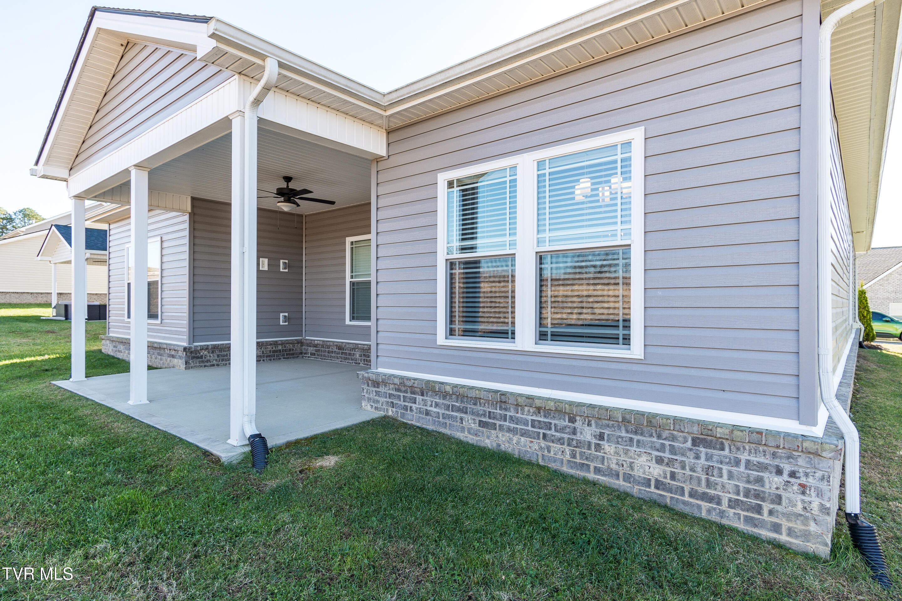 204 Gunners Way Gray, TN 37615 - Photo 32 of 36 exterior-9