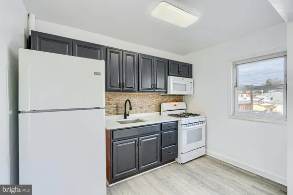 $2,000 | 165 Hampshire Road, Essex, MD 21221